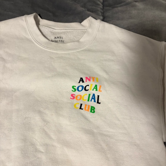 Anti Social, Social Club White Crewneck. Multicoloured Detail - Picture 3 of 8